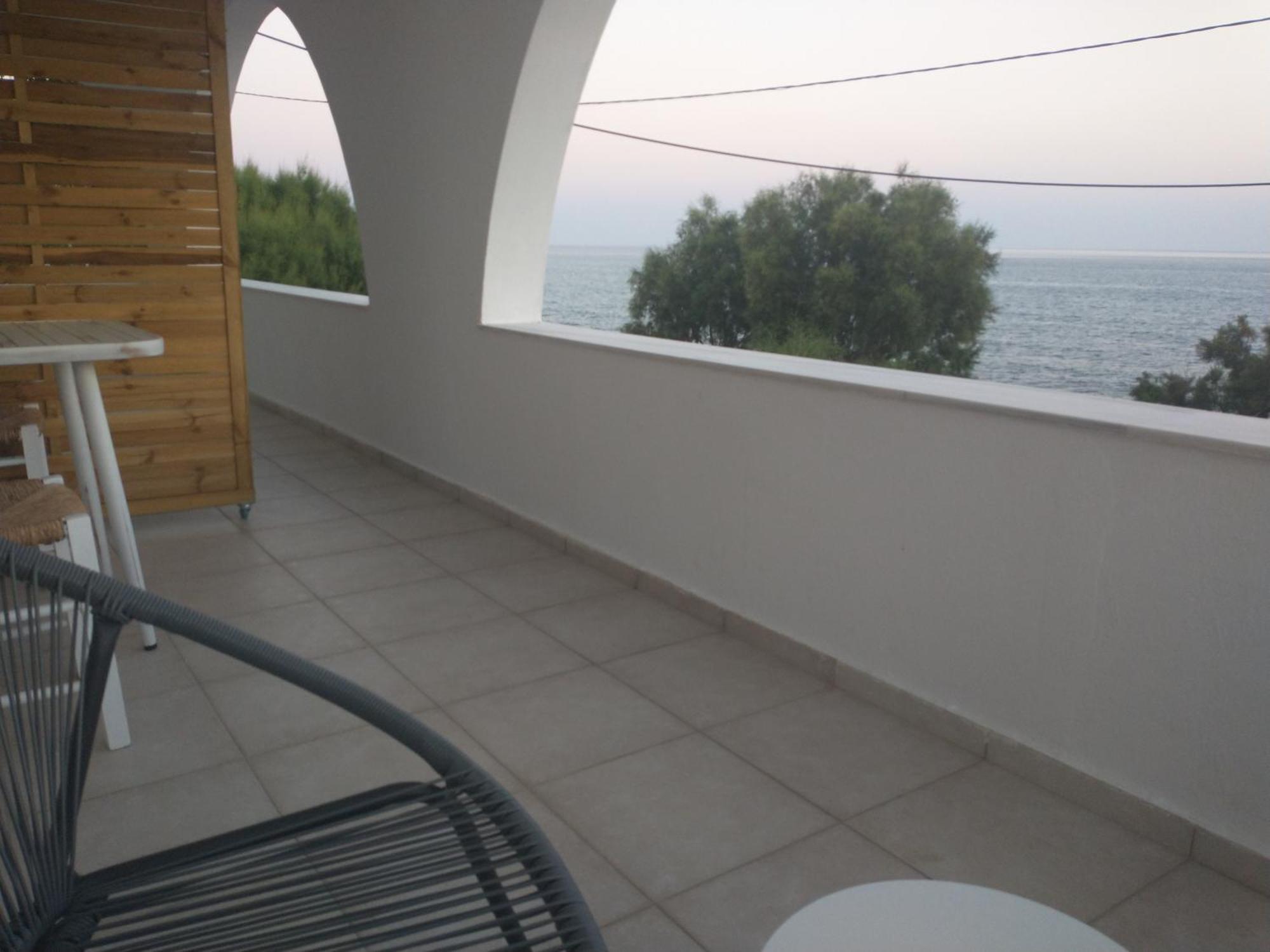 Mini Villas Avra Keratókambos Oda fotoğraf